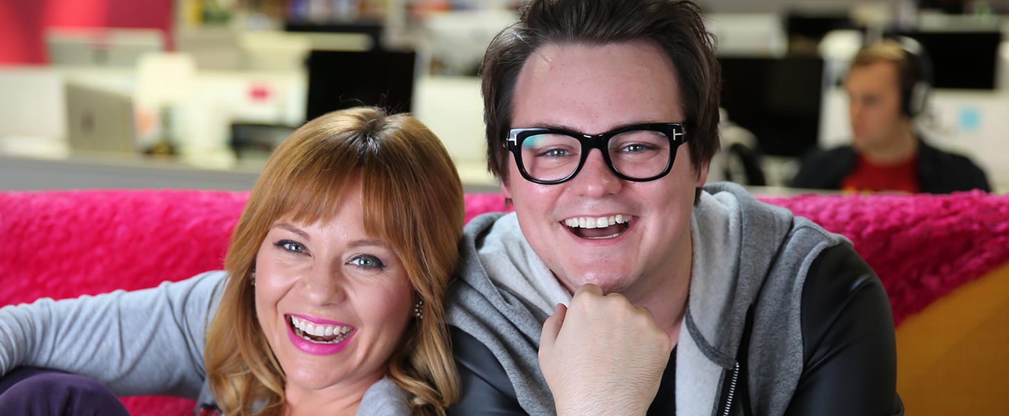 Top That! | Mitchell Davis Guest Hosts | POPSUGAR Entertainment