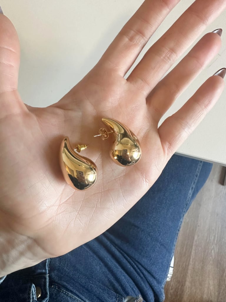 Apsvo Chunky Earrings ($9, originally $19)
Over 51 percent off for Cyber Monday, these viral Amazon earrings are a dupe for a super expensive pair at an unbeatable price. They're lightweight, chic, and go with everything in your closet.
