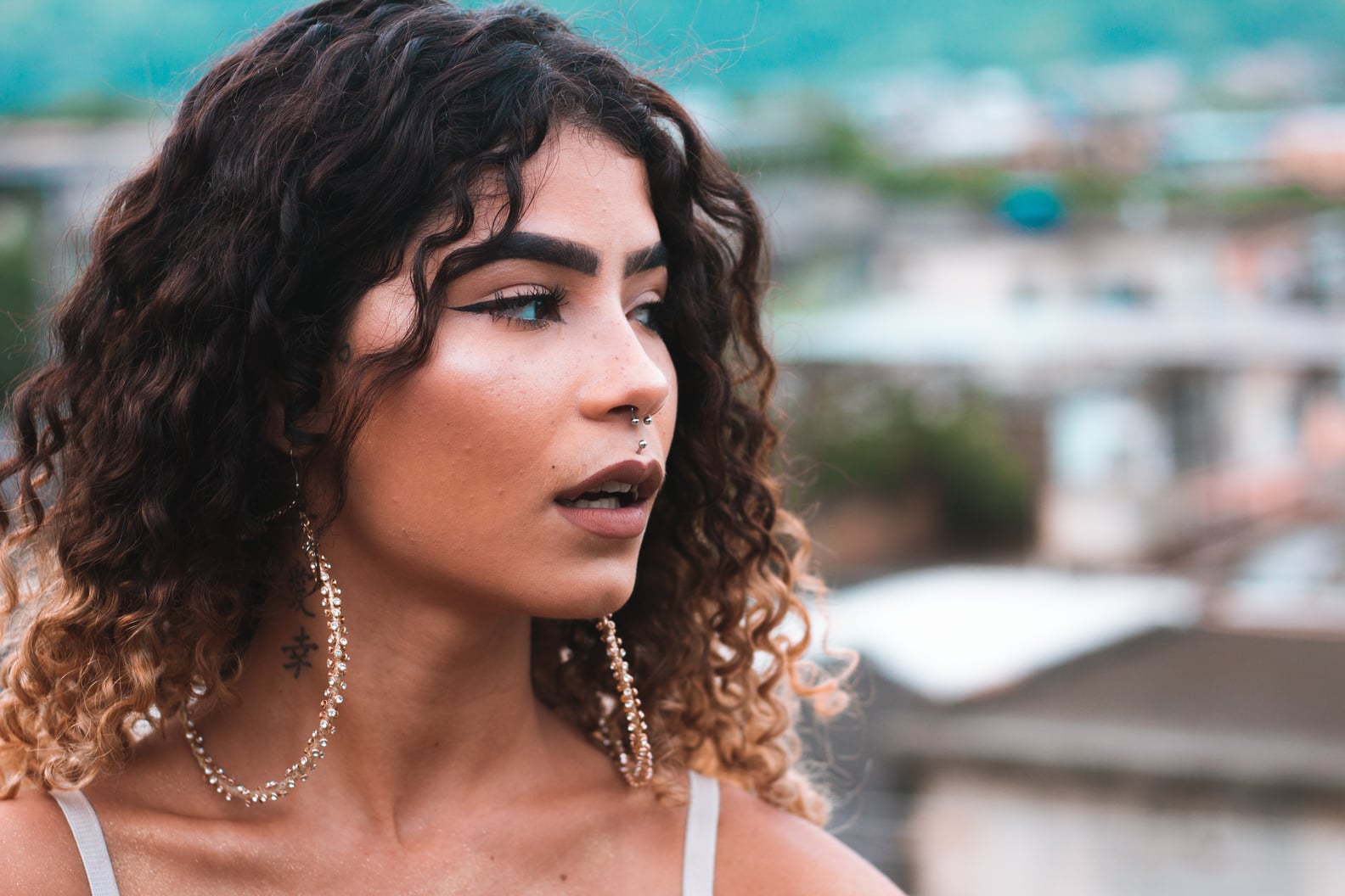 Why Do Latinas Love Earrings Popsugar Latina