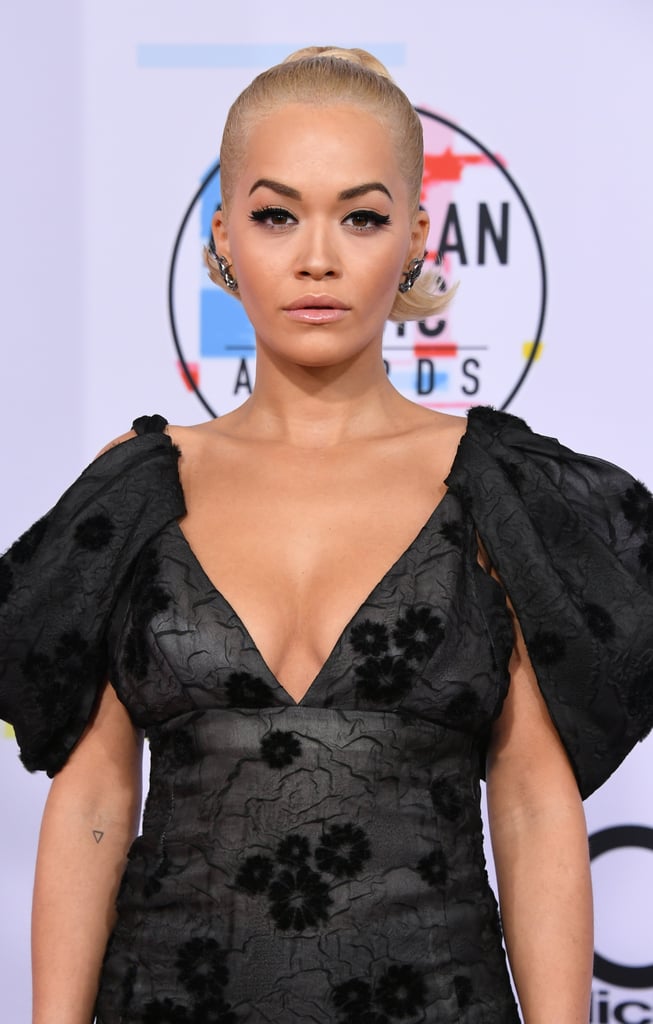 American Music Awards Red Carpet Dresses 2018