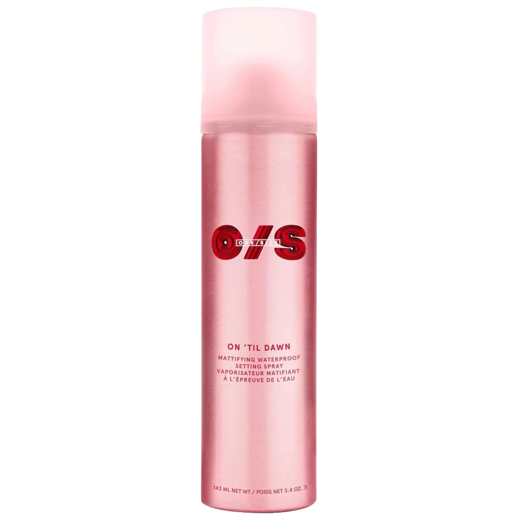 Her On-Stage Setting Spray