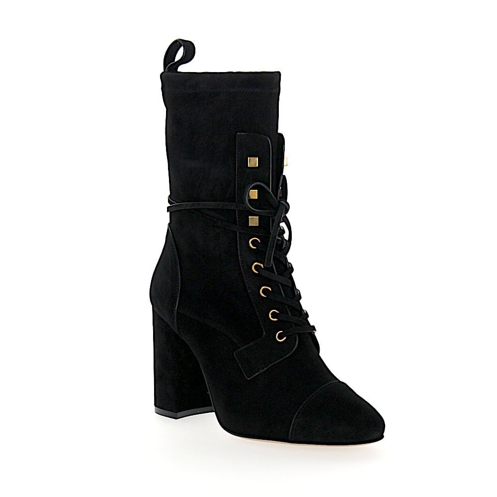 stuart weitzman veruka