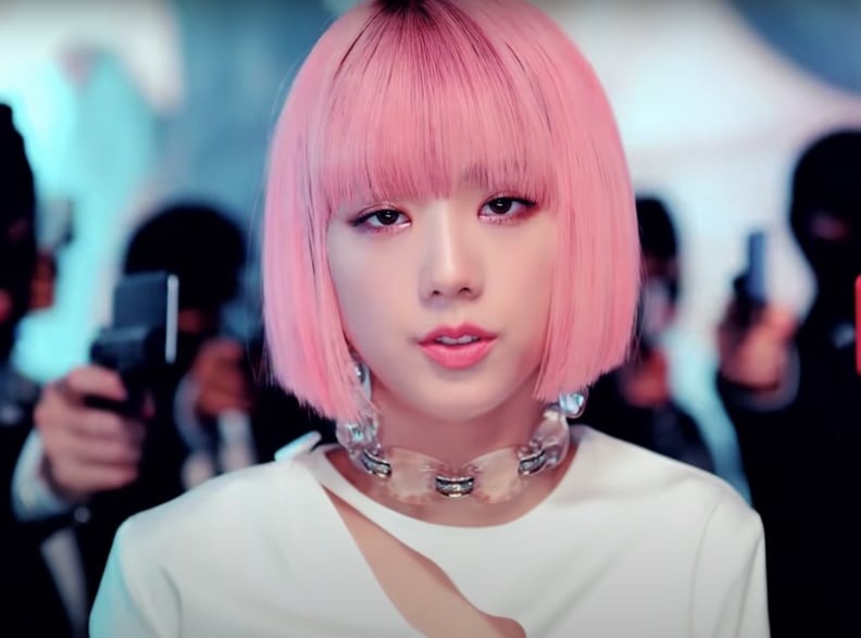 Pink Blunt Bob in the "DDU-DU DDU-DU" Music Video