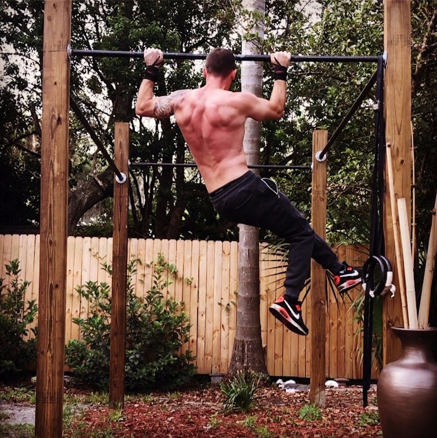 Marine pull up workout outlet