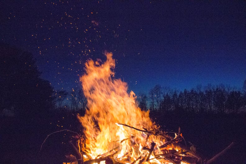 Backyard bonfires are your idea of a perfect nighttime get together.