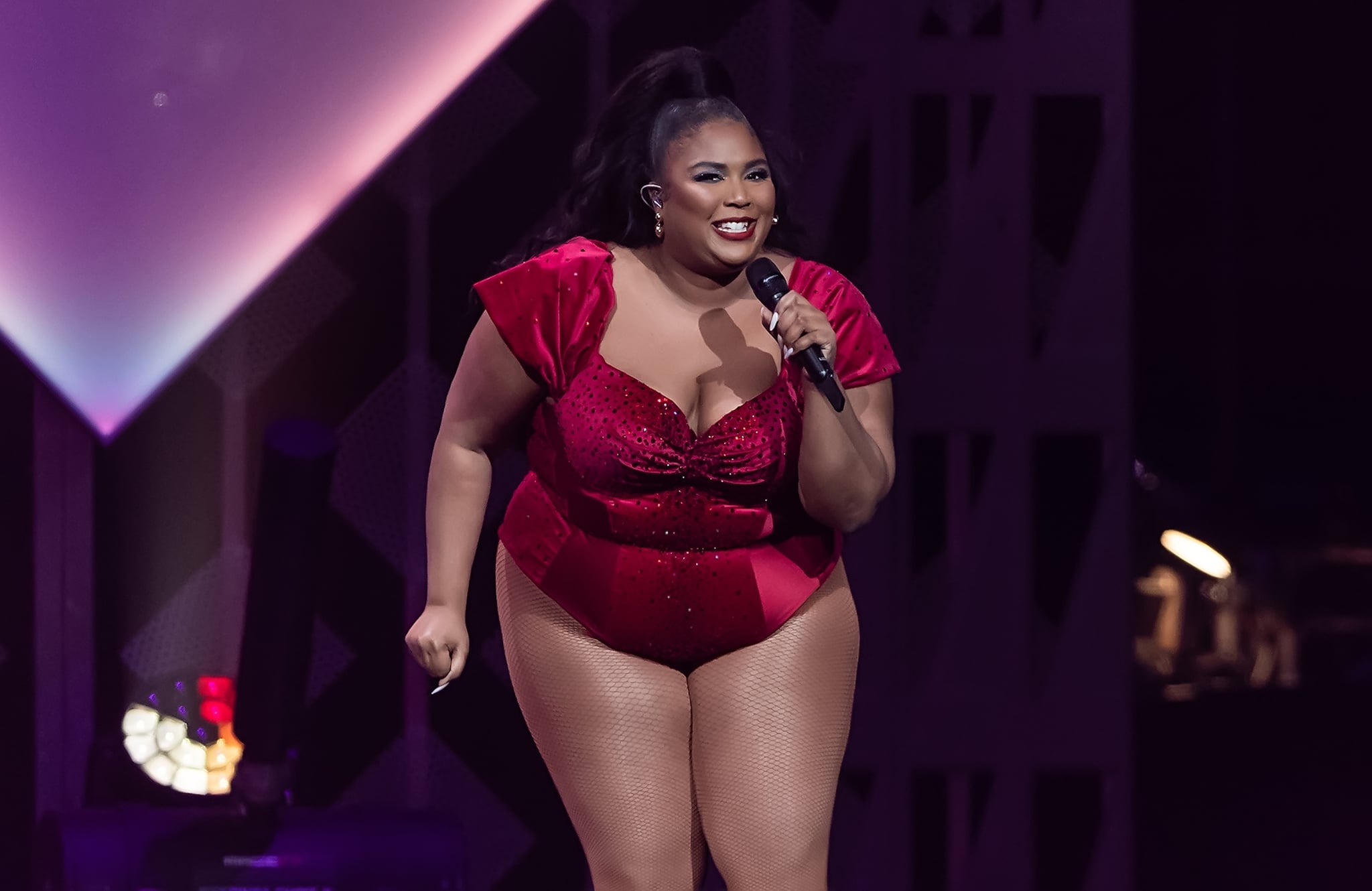 PHILADELPHIA, PENNSYLVANIA - DECEMBER 11: Singer Lizzo performs on stage during Q102's iHeartRadio Jingle Ball 2019 at Wells Fargo Center on December 11, 2019 in Philadelphia, Pennsylvania. (Photo by Gilbert Carrasquillo/Getty Images)