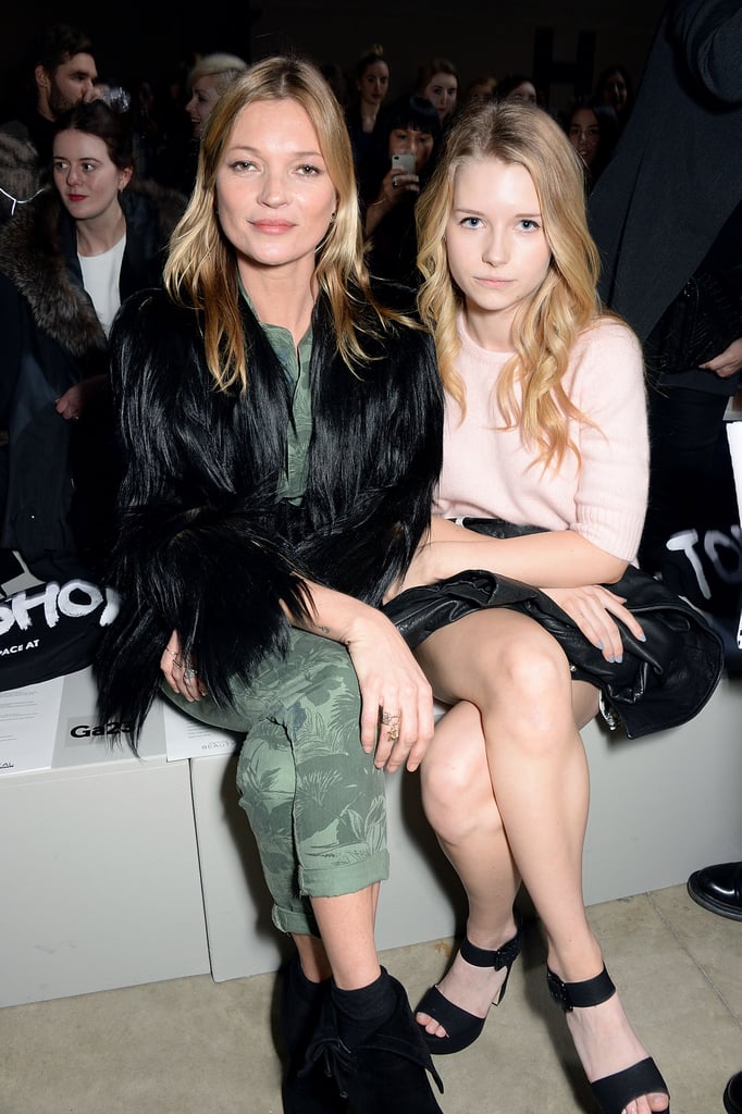Kendall Jenner Sits Next to Anna Wintour at Fashion Show