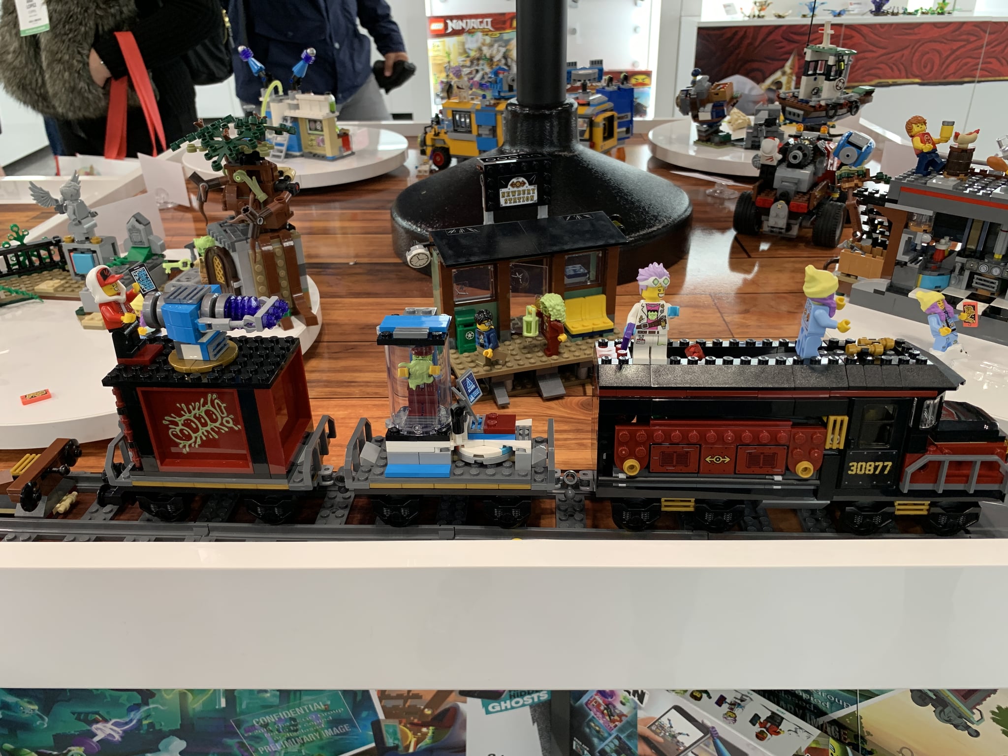 lego hidden side train