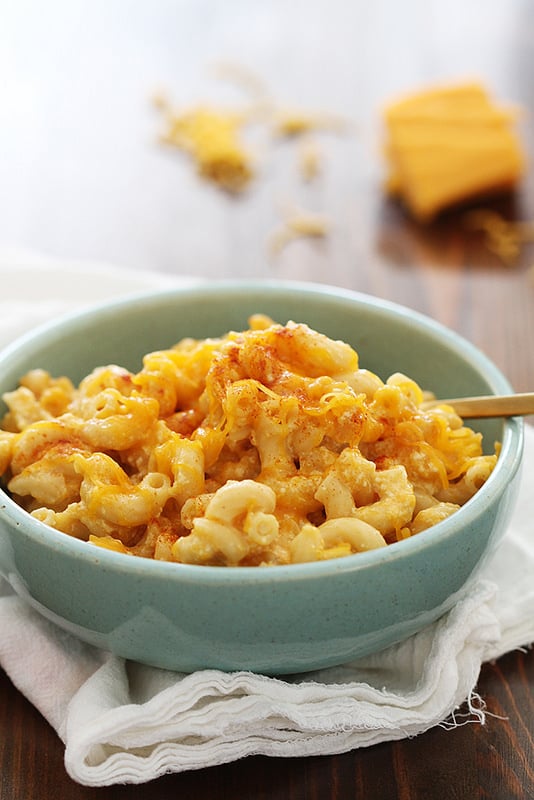 Slow-Cooker Macaroni and Cheese