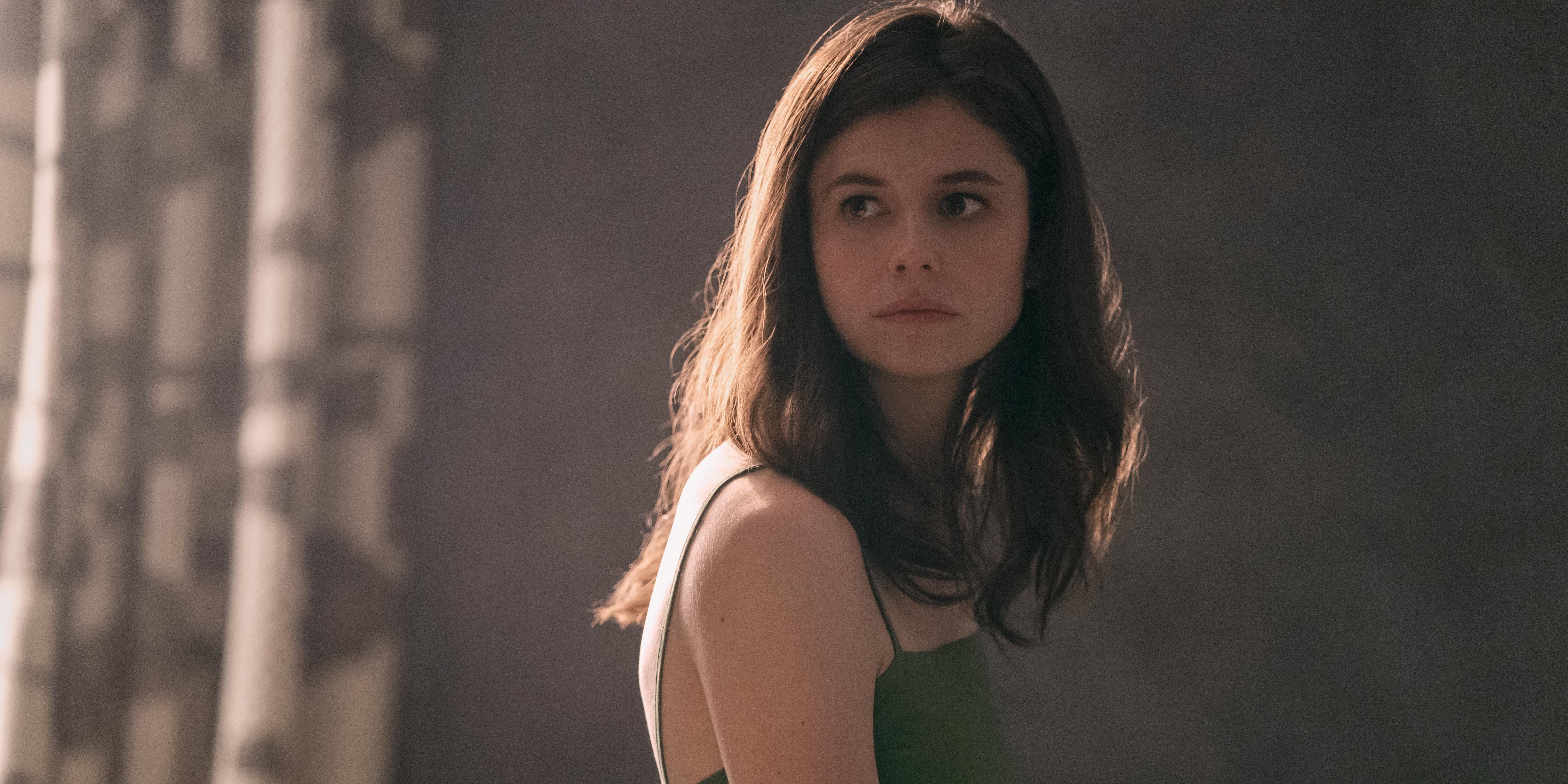 Alison Oliver Conversations With Friends Interview | PS Entertainment