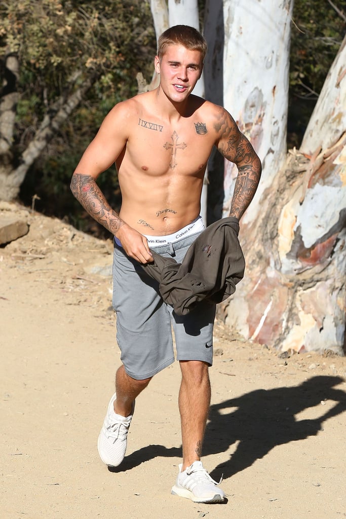 Justin Bieber Shirtless in LA September 2016 | Pictures