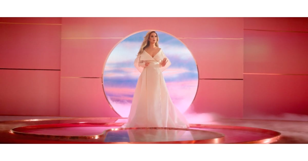 Katy Perry S Maternity Style In The Never Worn White Video Popsugar