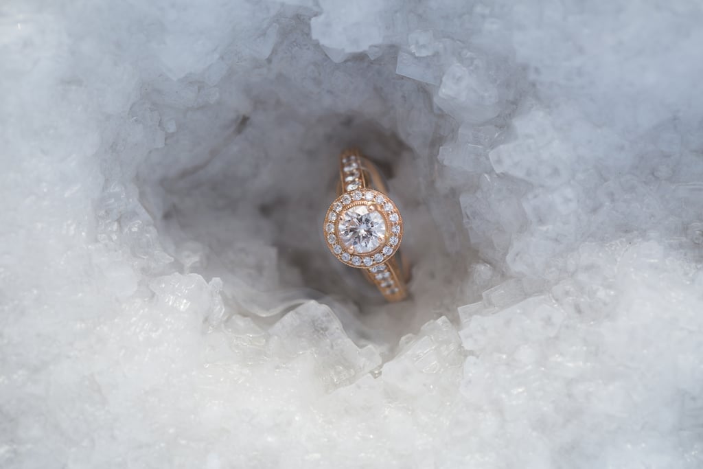 Кольцо на снегу