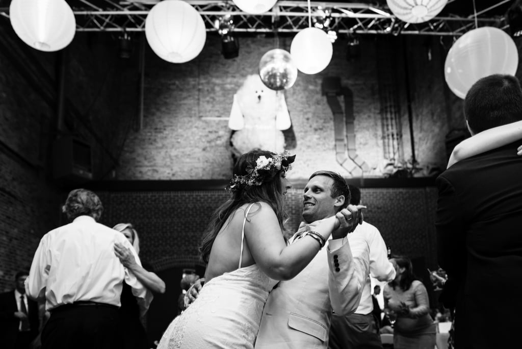 How to Incorporate Travel Into Your Wedding