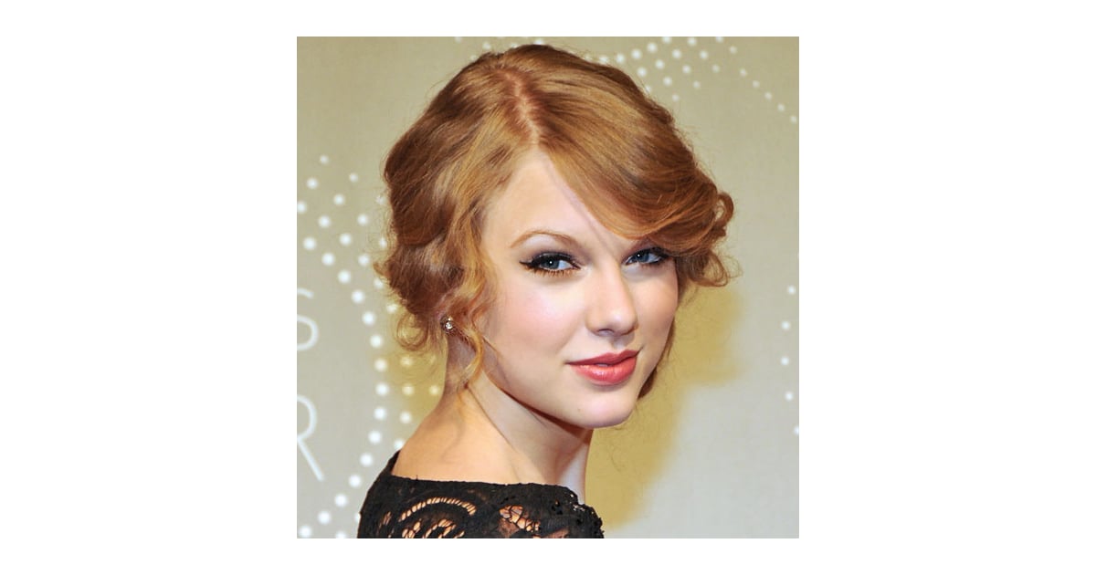 Taylor Swifts Eyeliner Trick Popsugar Beauty