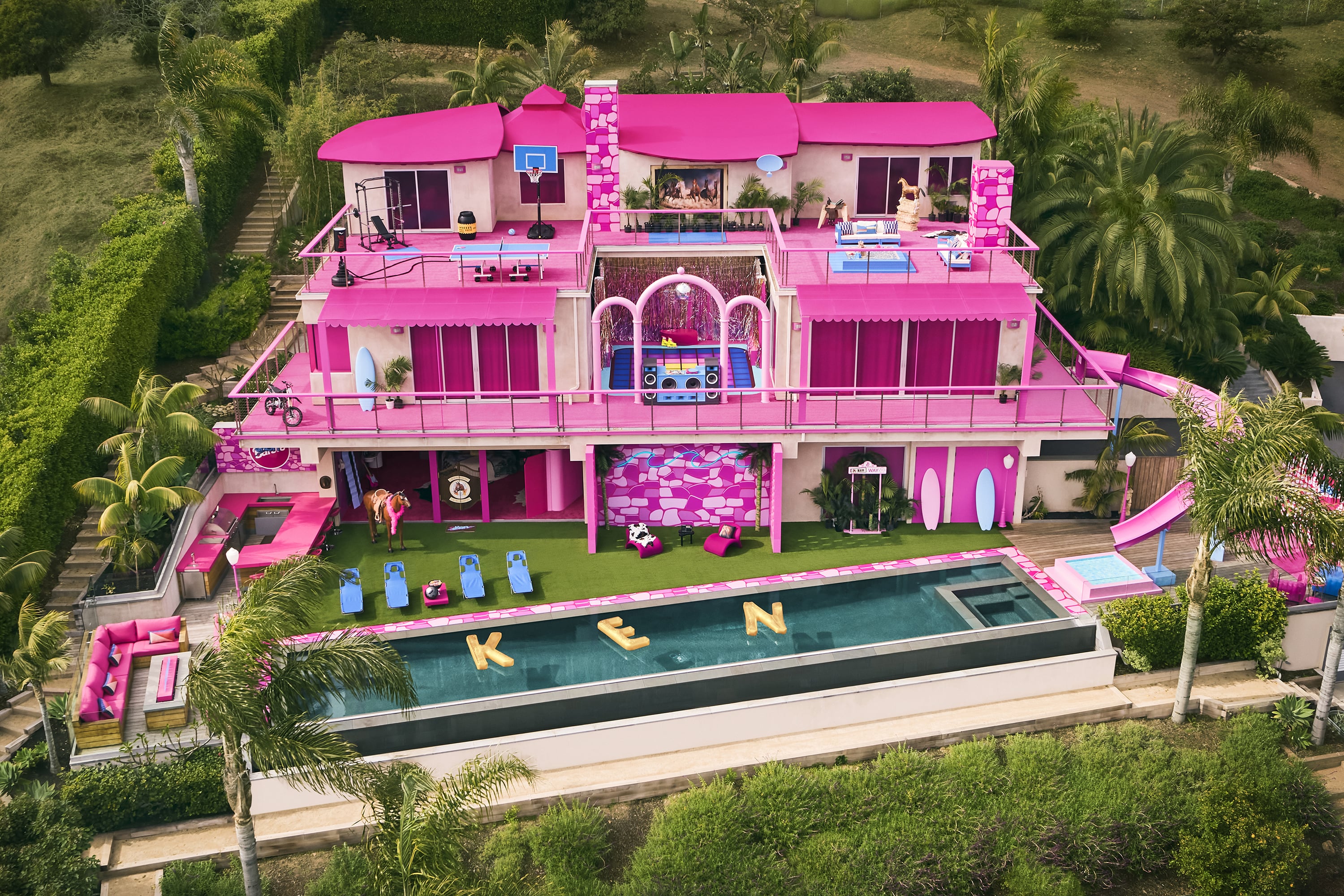 Airbnb Barbie Dreamhouse: Ken's Closet, Airbnb Brought Barbie's Malibu  Dreamhouse to Life — Here's How to Book