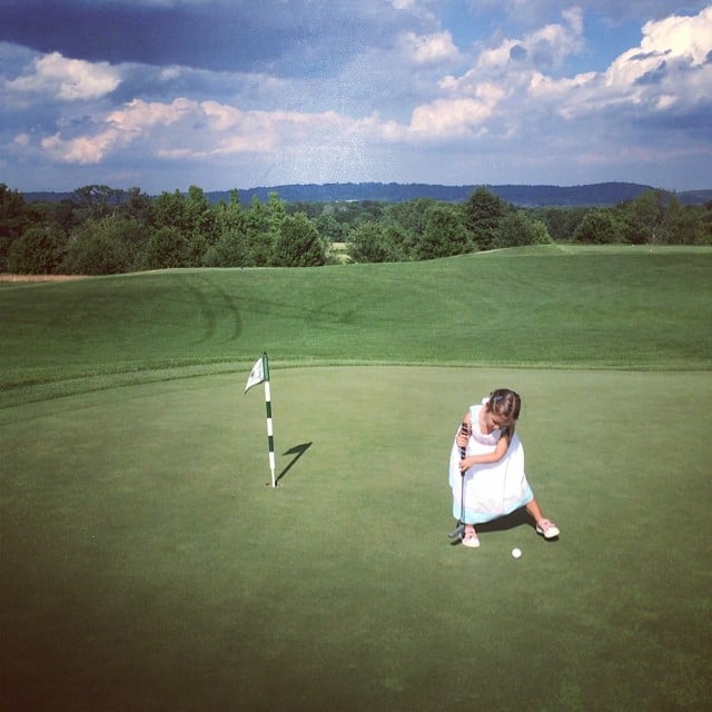 Arianna Kushner practiced her putt on one of her mom's golf courses.
Source: Instagram user ivankatrump