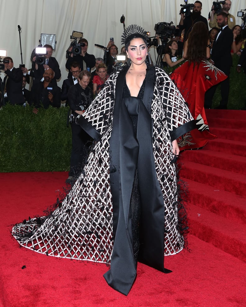 lady gaga black and silver dress Lady Gaga Black Strapless Ball Gown 2019 Oscars Red Carpet TCD8304