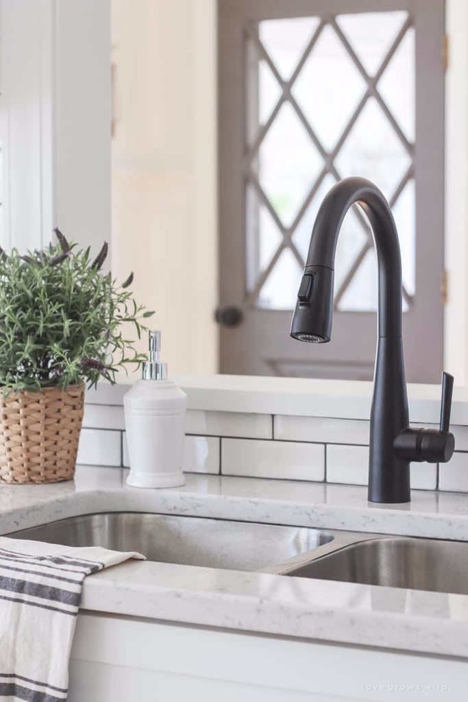 How Real Estate Agents Make Houses Smell Good