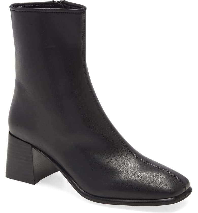 inexpensive women's rain boots