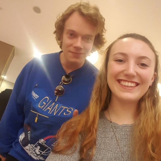 Alfie Allen's Response to Fan Photo