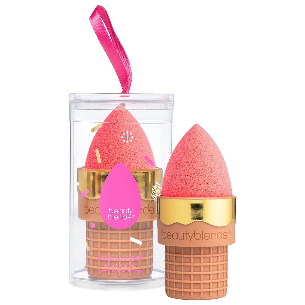 For the Makeup Lover: BeautyBlender Single Scoop Blend & Store BeautyBlender Duo