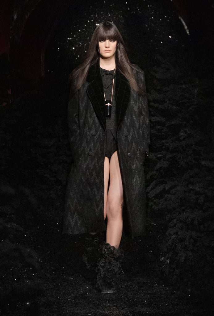 Chanel's Fall Collection Is a Mix of Ski Wear and '70s Cool