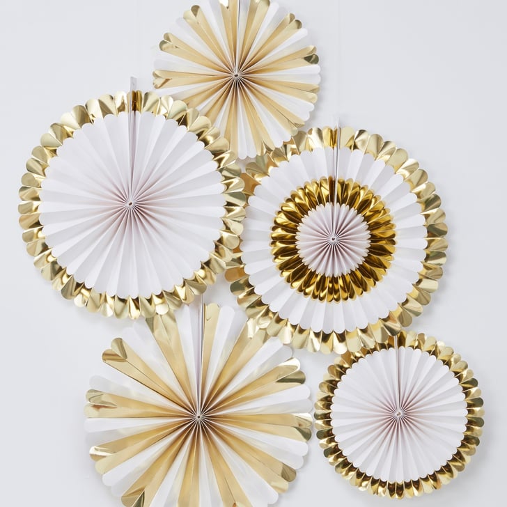 For the Walls: Fan Party Decoration Gold/White