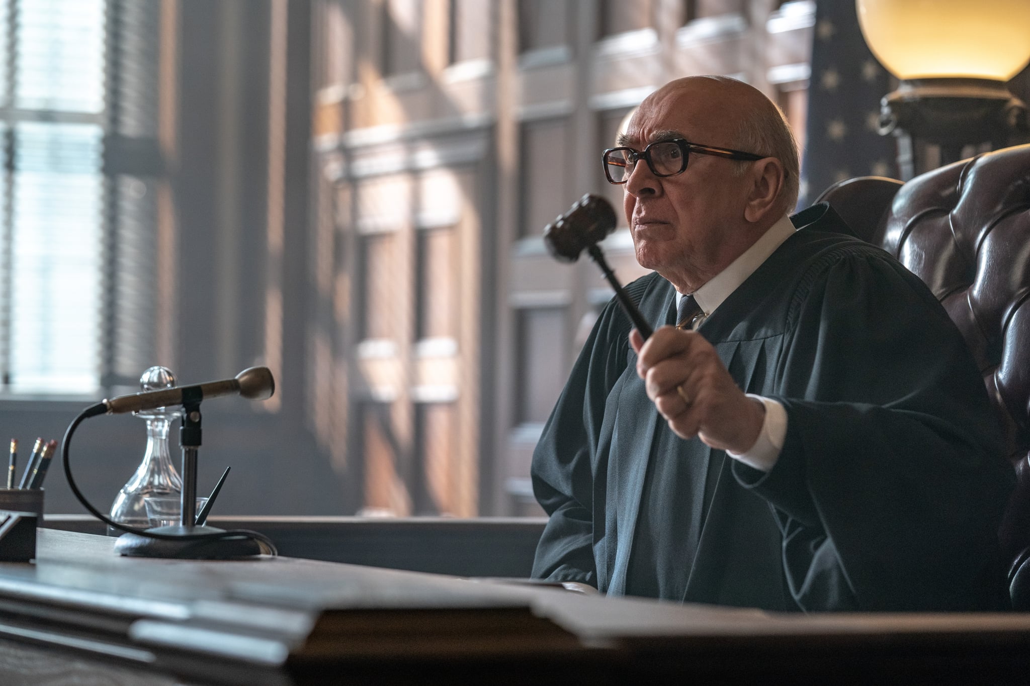 The Trial Of The Chicago 7 Netflix Cast And Real People Popsugar Entertainment