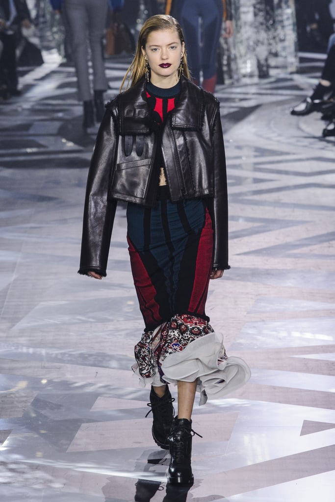Louis Vuitton Fall 2016 Runway
