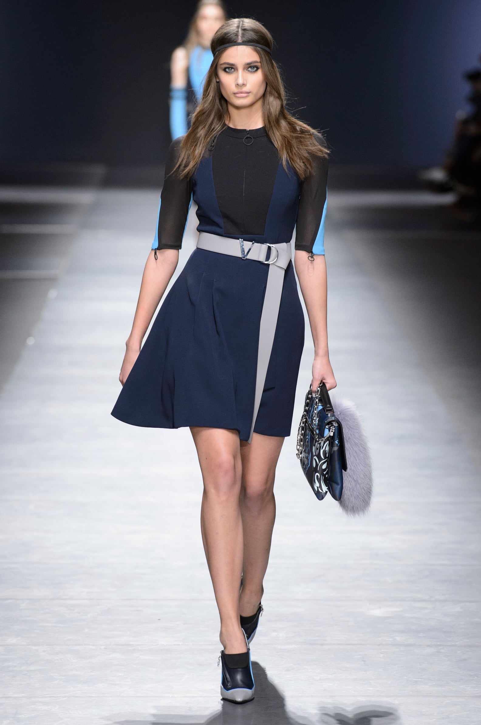 Versace Fall 2016 Runway | PS Fashion