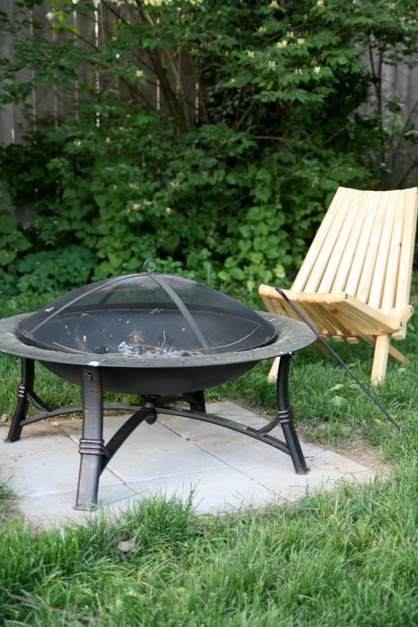 Firepit with Concrete Pavers