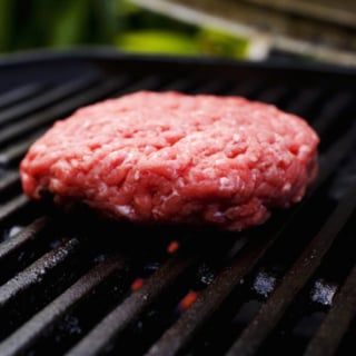 How to Prevent Food Poisoning When Cooking Meat