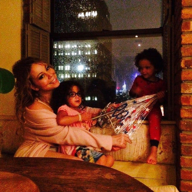Mariah Carey calmed her kids, Monroe and Moroccan, during an NYC thunderstorm.  
Source: Instagram user mariahcarey
