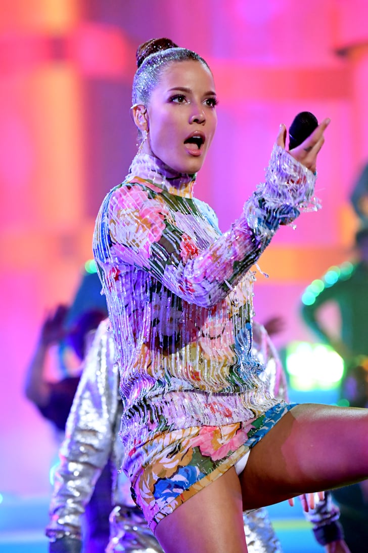 Halsey At The American Music Awards 2019 Popsugar Celebrity Photo 40 1738