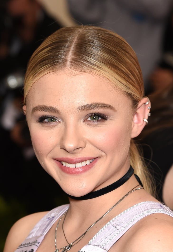 Chloë Grace Moretz Celebrity Hair and Makeup at Met Gala 2015 Chloë Grace Moretz Celebrity Hair and Makeup at Met Gala 2015