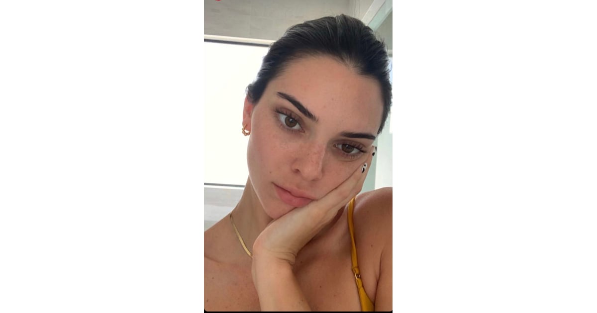 A closer look at her string bikini. | Kendall Jenner Swimsuit Style ...