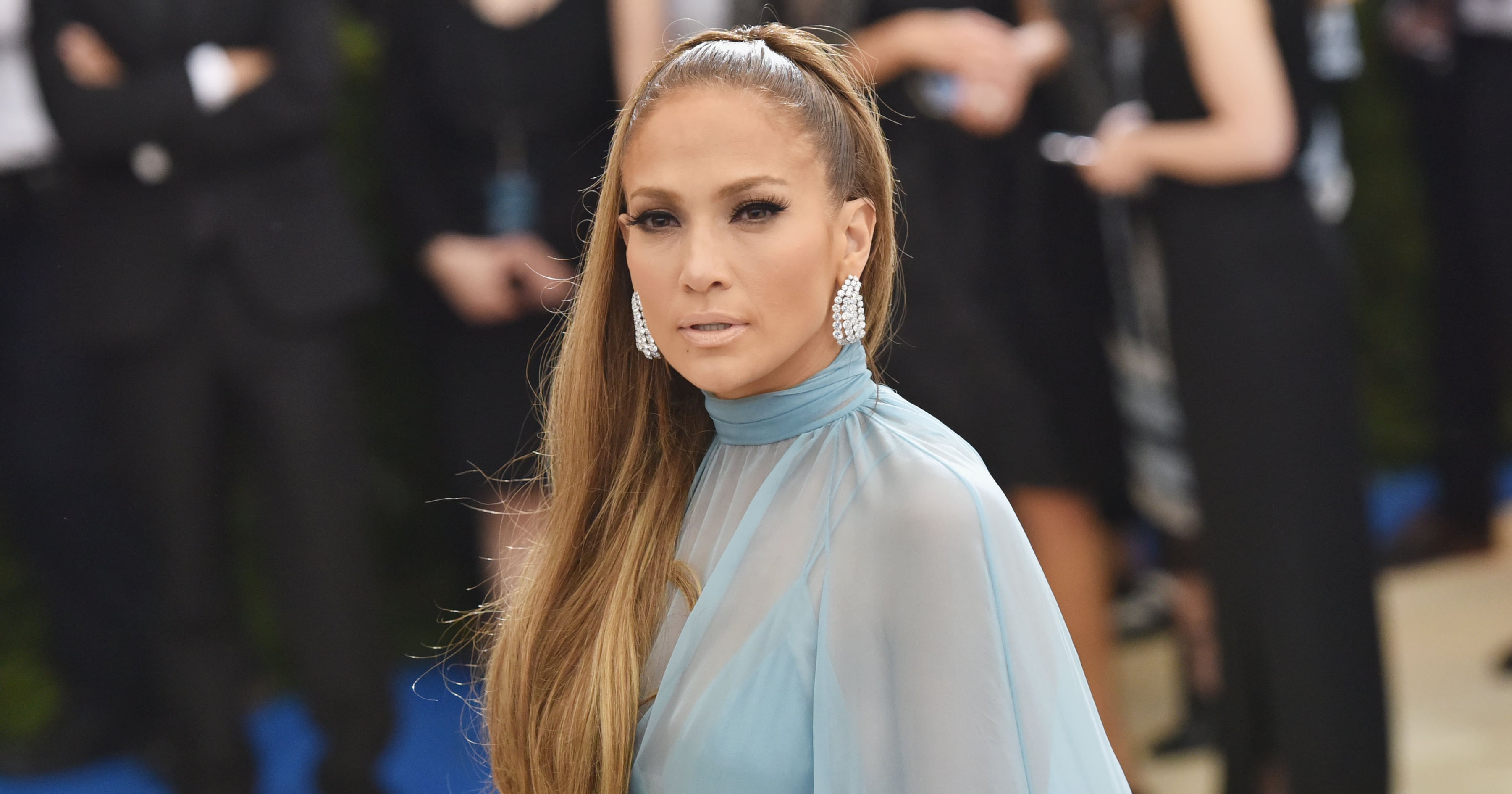 See Jennifer Lopez Style Her Baggy Denim Jumpsuit with Timberland
