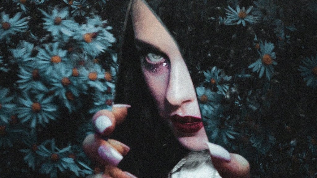 "Casanova (feat. Verité)" by Allie X