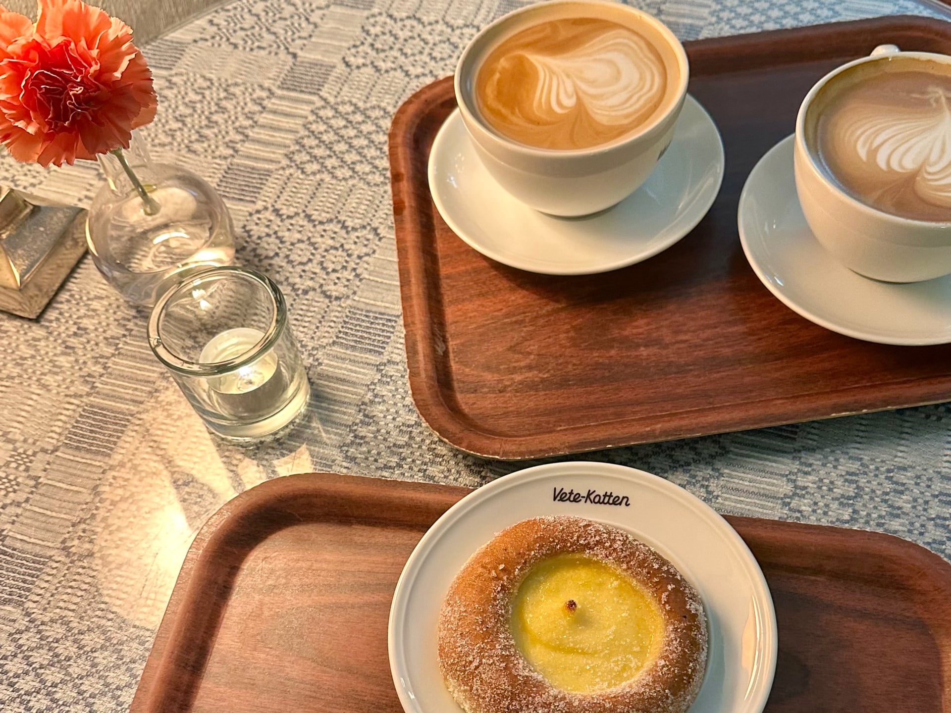 Fika at Vete-Katten