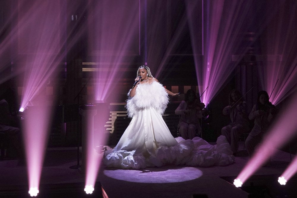 See Chloe Bailey's White Monsoori Dress on The Tonight Show