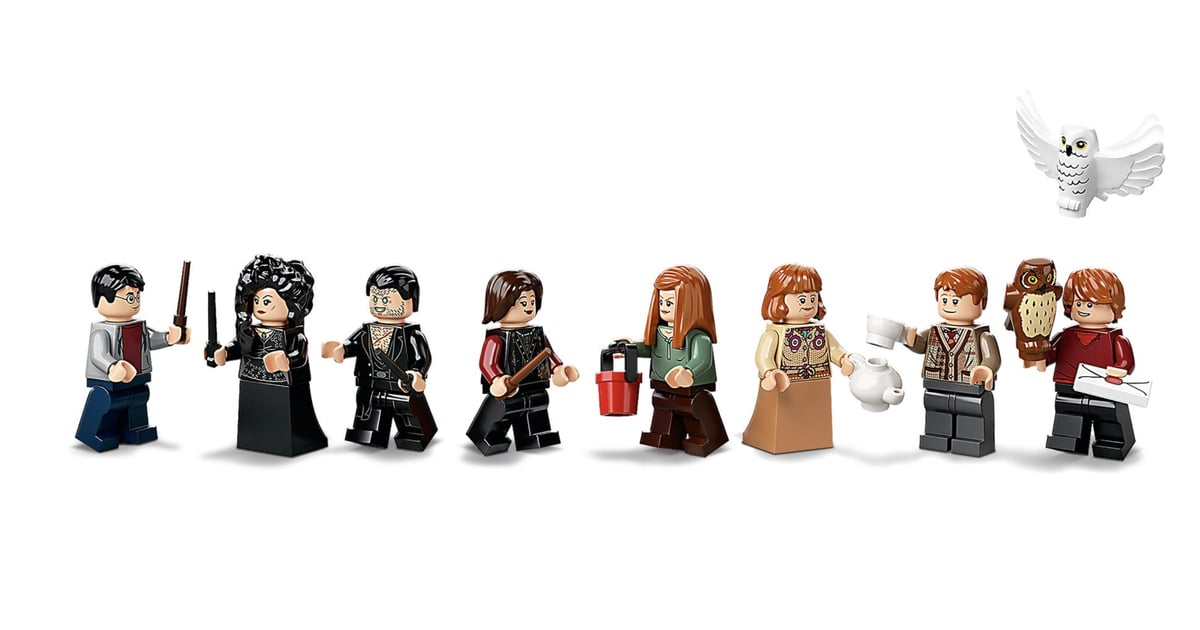 The Minifigures In The Lego Harry Potter Attack On The Burrow Set