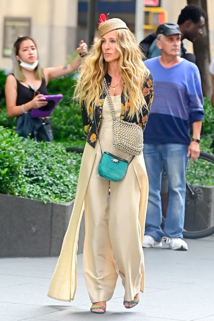 Defending Carrie Bradshaw's New Looks on And Just Like That