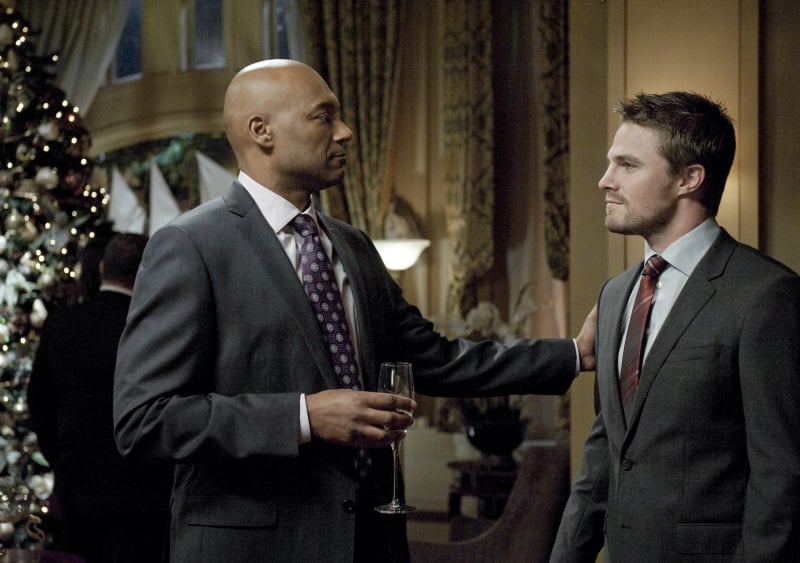 Stephen Amell Pictures on Arrow