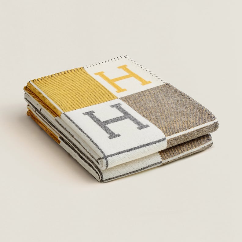 Meghan Markle's Outfits in the Harry & Meghan Netflix Series POPSUGAR