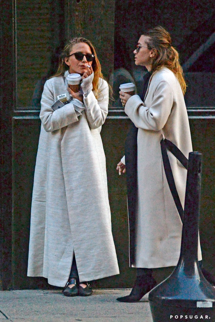 Mary-Kate and Ashley Olsen Smoking in NYC 2015 Pictures