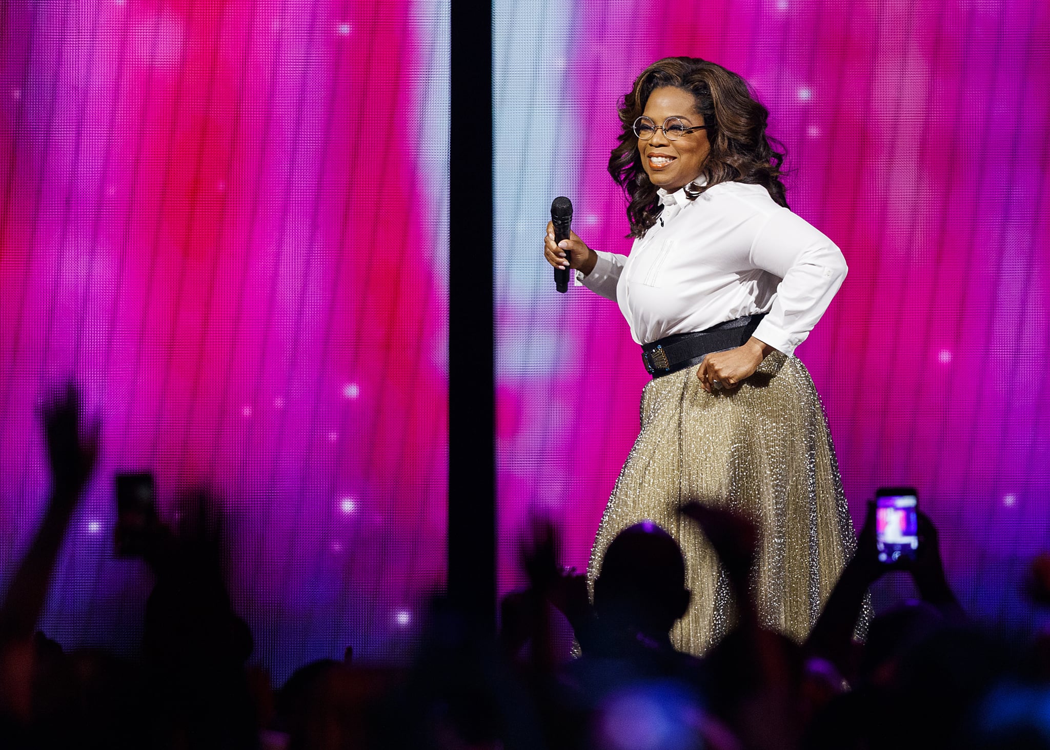 VANCOUVER, BRITISH COLUMBIA - JUNE 24: Oprah Winfrey speaks on stage at Rogers Arena on June 24, 2019 in Vancouver, Canada. (Photo by Andrew Chin/Getty Images)