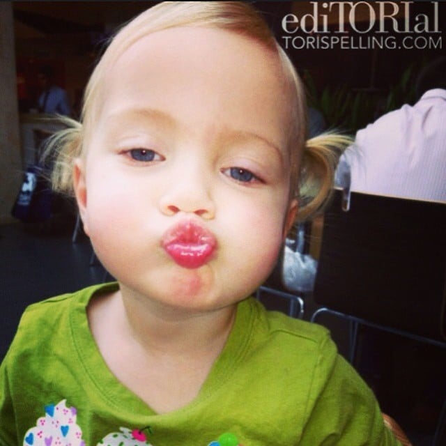 Hattie McDermott puckered up for her mom Tori Spelling's camera.
Source: Instagram user torianddean