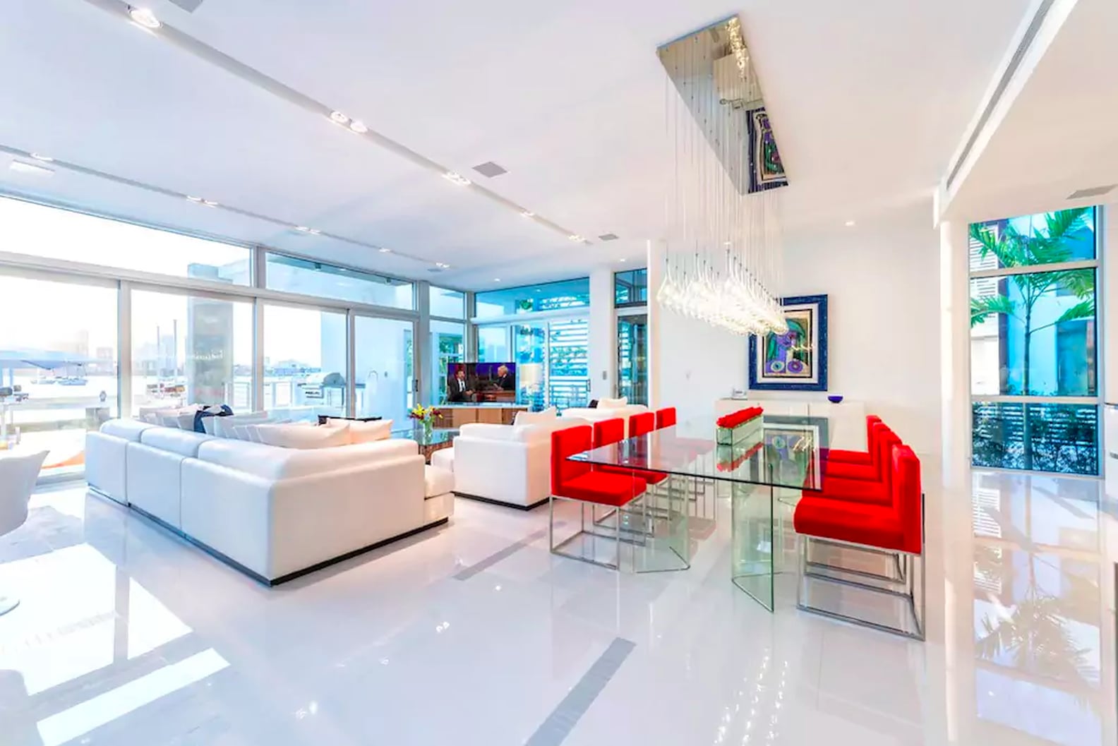 Kylie Jenner Miami Airbnb 2016 POPSUGAR Home