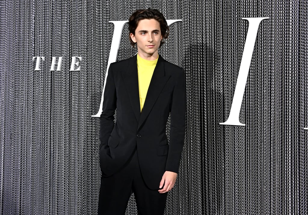 Watch Timothée Chalamet Hand Out Bagels at The King Premiere